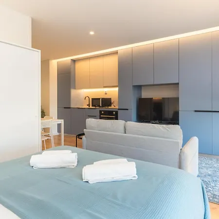 Apartament Guestready - A Peaceful Refuge *